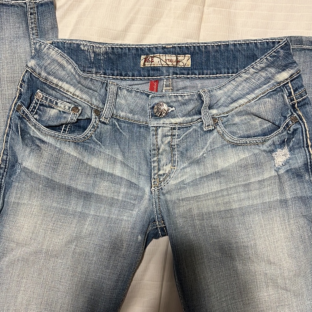 BKE Stella bootcut light wash denim jeans size 28 x 33.5” inseam